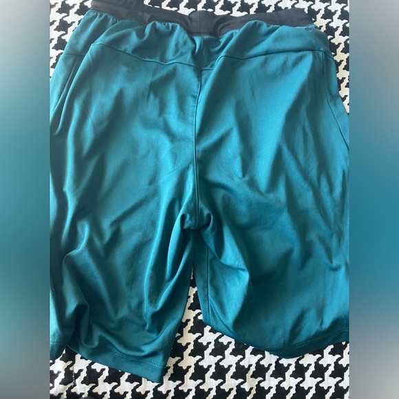 Size Small assorted shorts - Picture 4 of 10